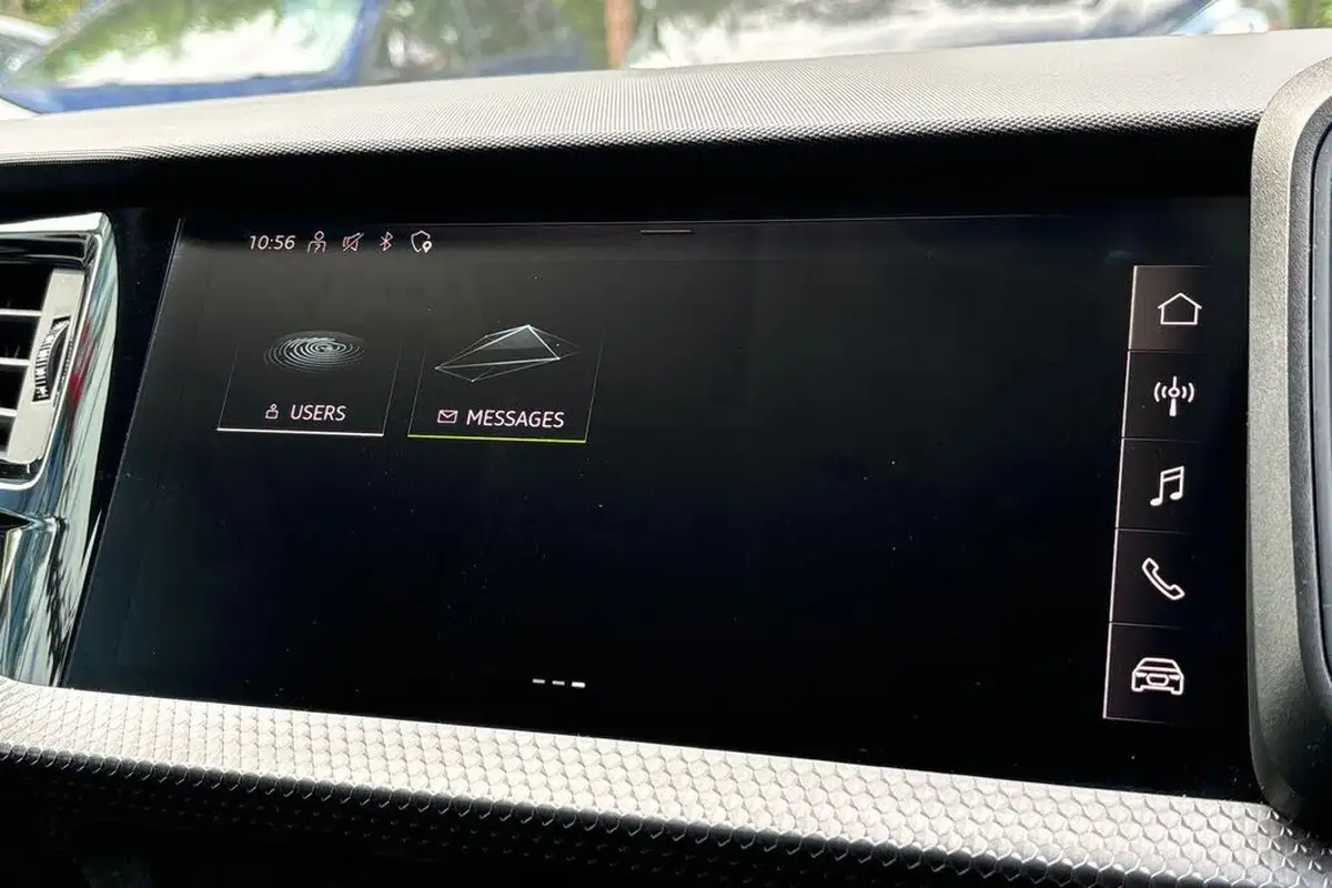2022-audi-a1-10-25-tfsi-technik-big-37