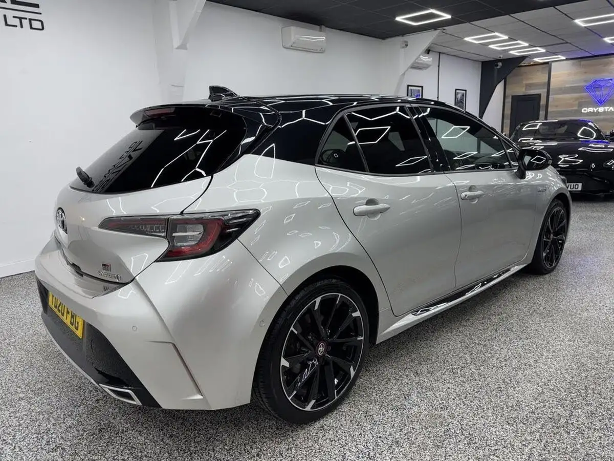 2020-toyota-corolla-big-2