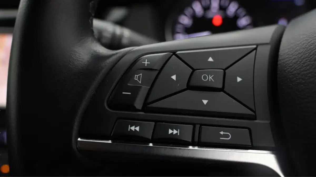 2021-nissan-qashqai-13-dig-t-n-connecta-140ps-big-36