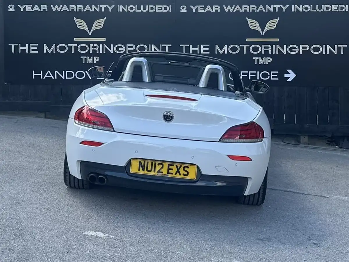 2012-bmw-z4-20-sdrive20i-m-sport-big-6