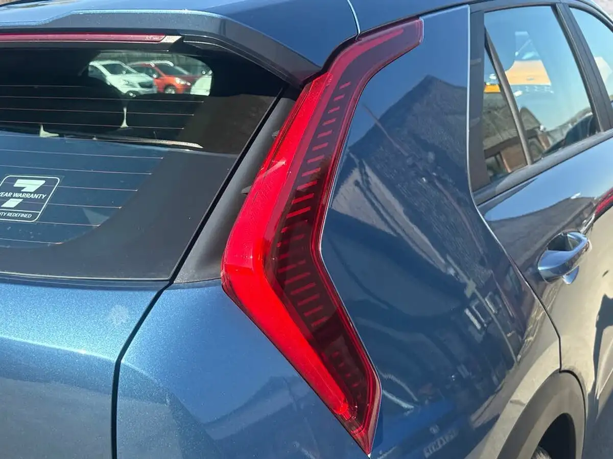 2023-kia-niro-ev-e-2-big-20