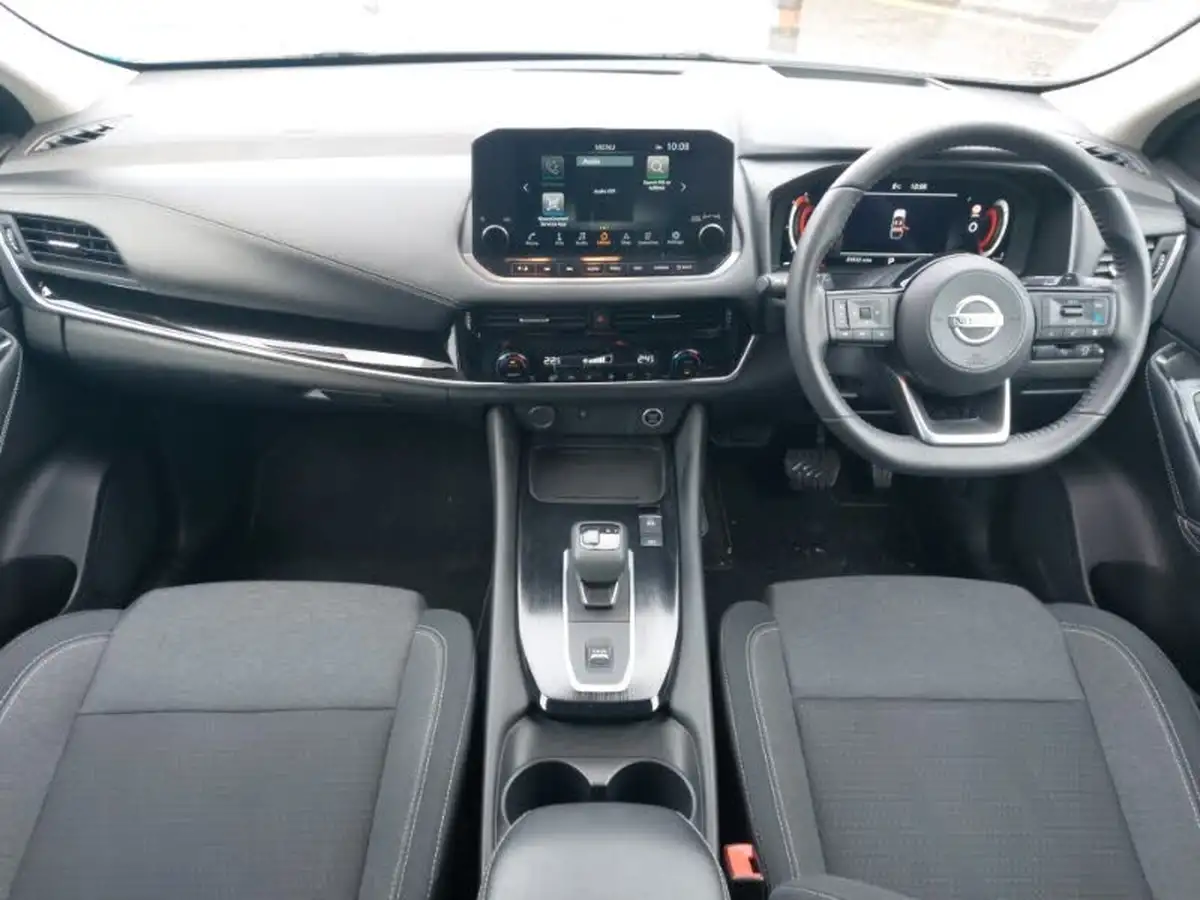 2021-nissan-qashqai-13-dig-t-premiere-edition-158ps-x-tronic-big-2