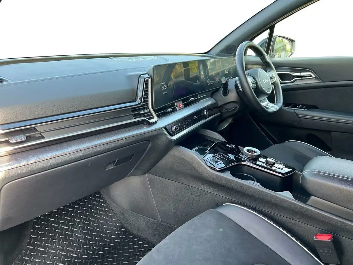 2023-kia-sportage-16-t-gdi-gt-line-261bhp-awd-phev-auto-big-1
