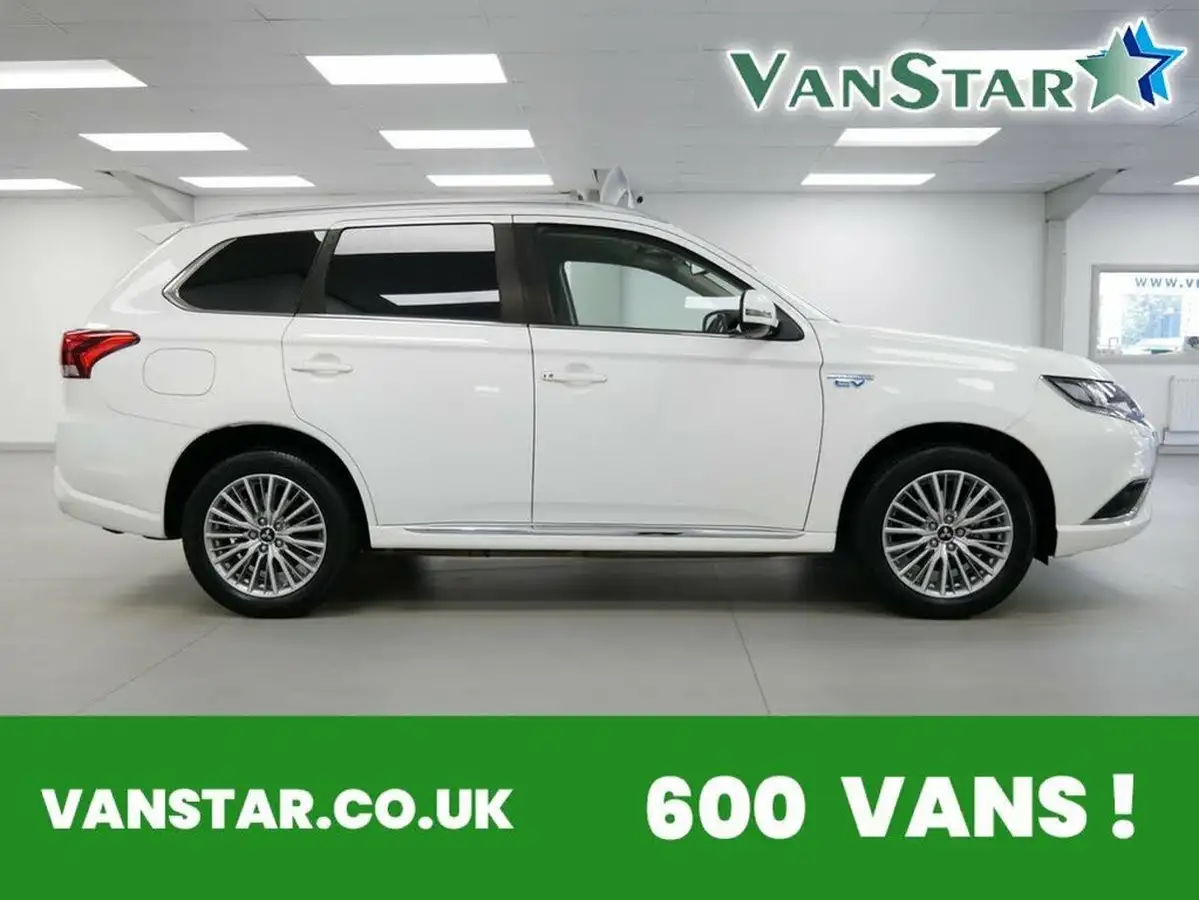 2020-mitsubishi-outlander-24-reflex-plus-commercial-big-0