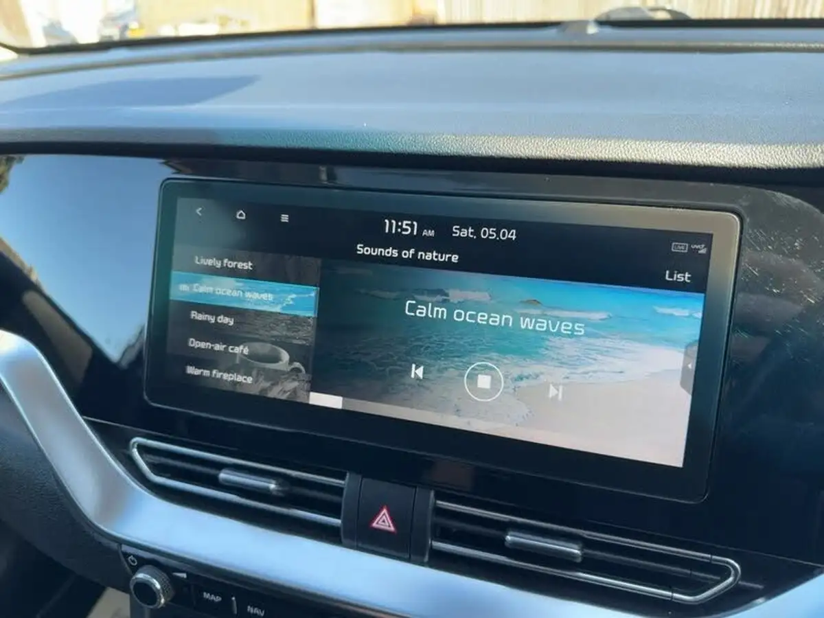 2019-kia-niro-16-gdi-4-156kwh-big-6