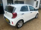 2017-kia-picanto-10-1-small-5