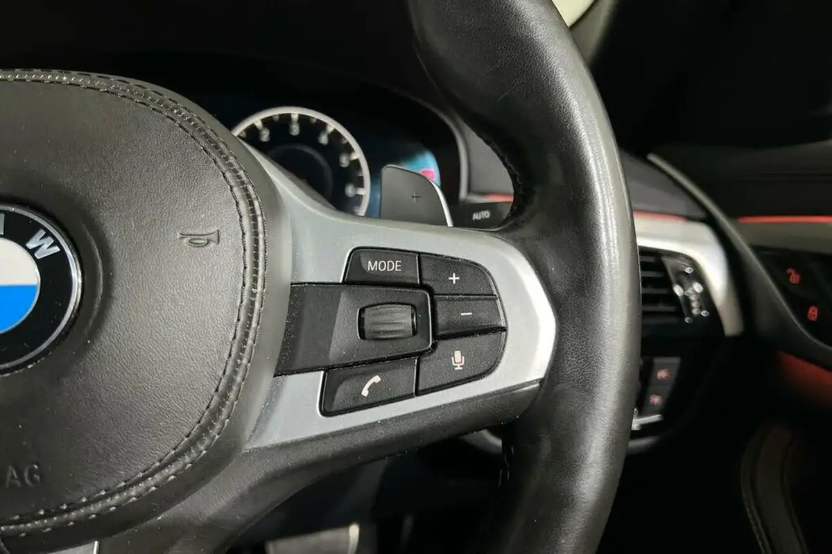 2018-bmw-5-series-20-520i-m-sport-ss-saloon-4d-big-21