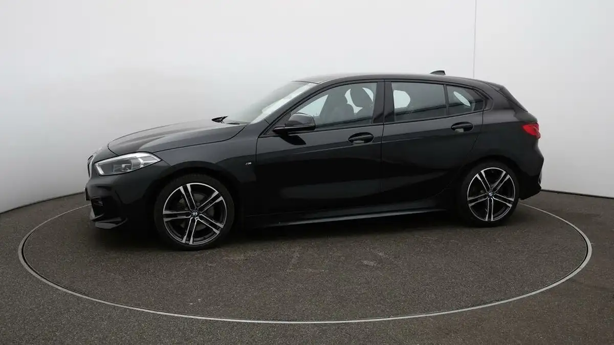 2022-bmw-1-series-15-118i-m-sport-lcp-dct-big-57