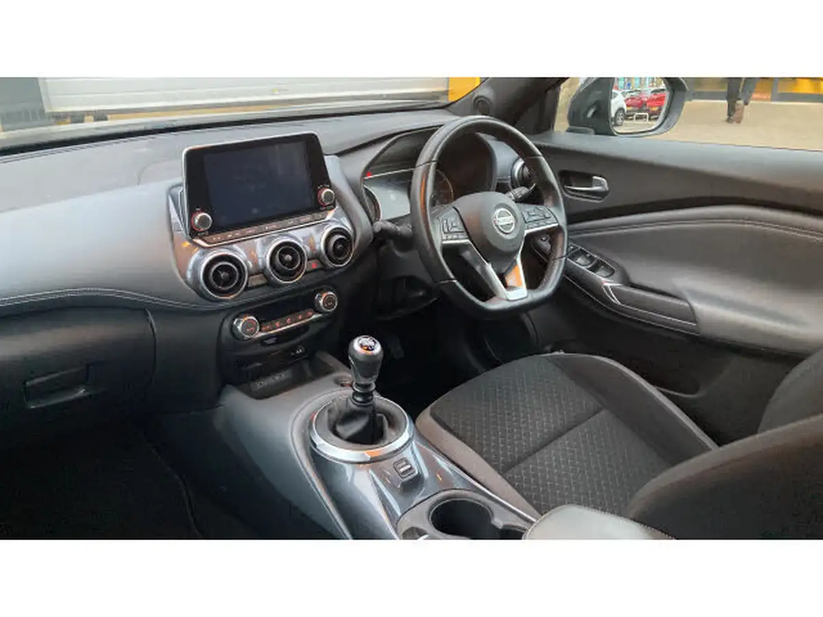 2021-nissan-juke-10-dig-t-enigma-big-13