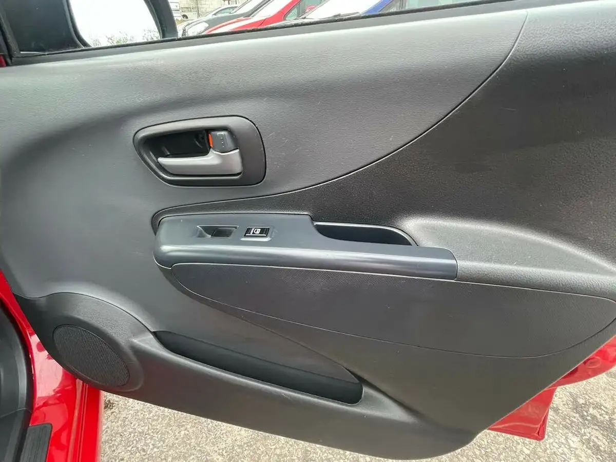 2013-suzuki-alto-10-sz-big-16
