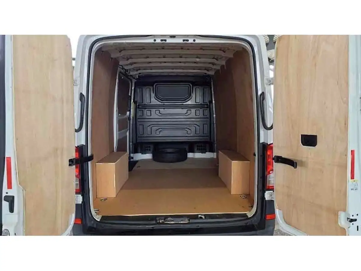 2020-volkswagen-crafter-20tdi-cr35-lwb-startline-140pseu6dt-e-rwd-panel-van-big-16
