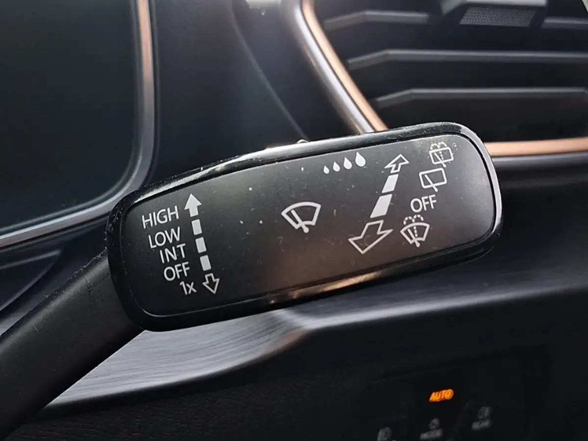 2025-jeep-avenger-12-gse-summit-e-hybrid-48v-auto-big-15