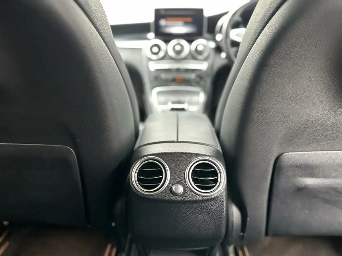 2018-mercedes-benz-glc-class-21d-glc250d-amg-line-premium-plusss-coupe-4d-big-25