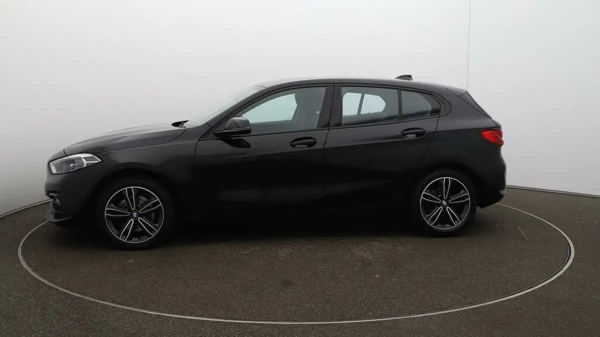2022-bmw-1-series-15td-116d-sport-dct-big-4