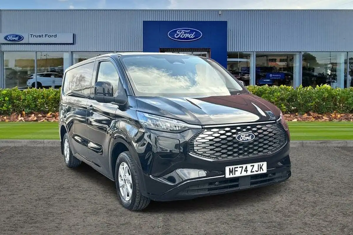 2024-ford-transit-custom-e-320-l1h1-limited-136ps-panel-van-big-0