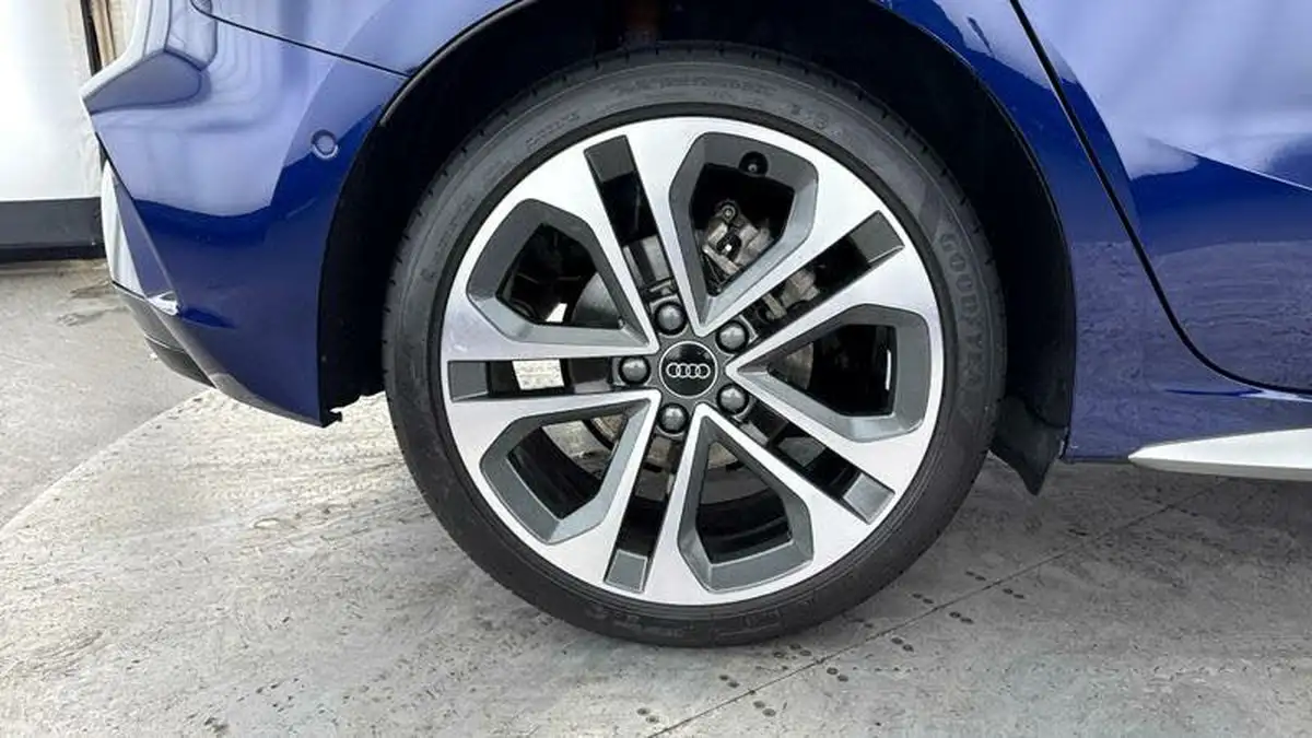 2024-audi-a3-15-30-tfsi-s-line-sportback-5d-tronic-big-27