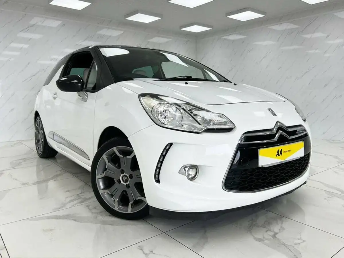 2012-citroen-ds3-16-ultra-prestige-big-1