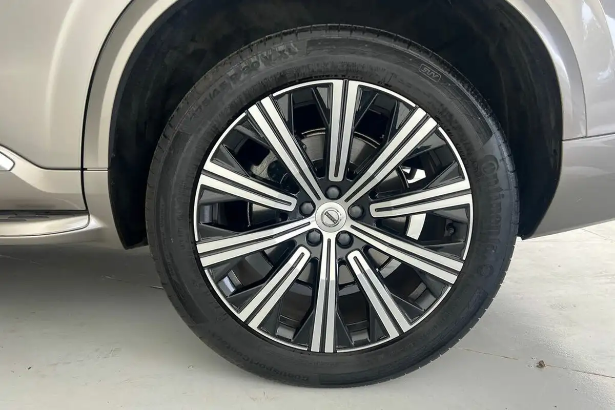 2021-volvo-xc90-20td-b5-inscription-big-21