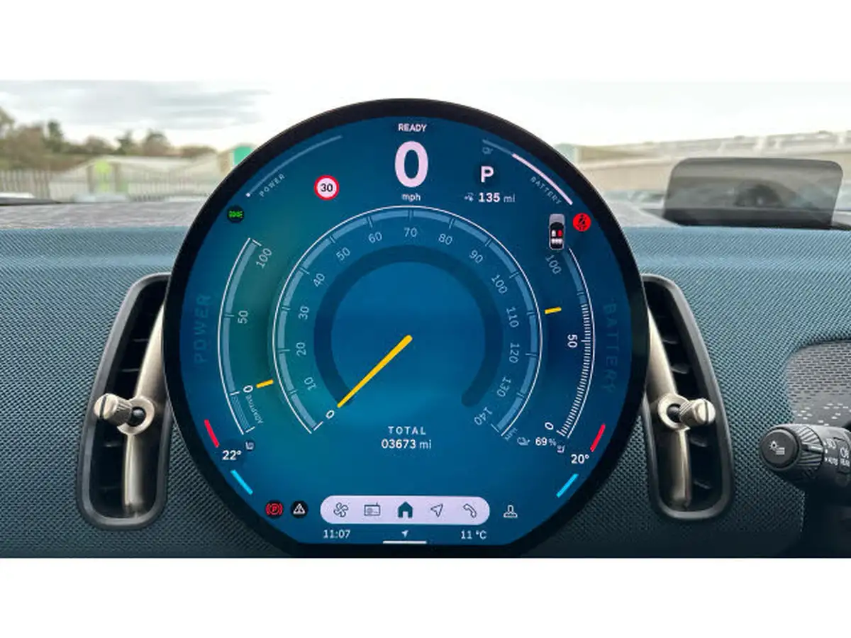 2024-mini-countryman-e-cooper-e-exclusive-big-47