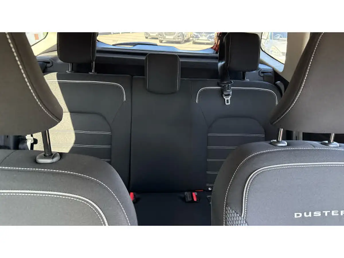 2022-dacia-duster-13-tce-prestige-130bhp-big-14