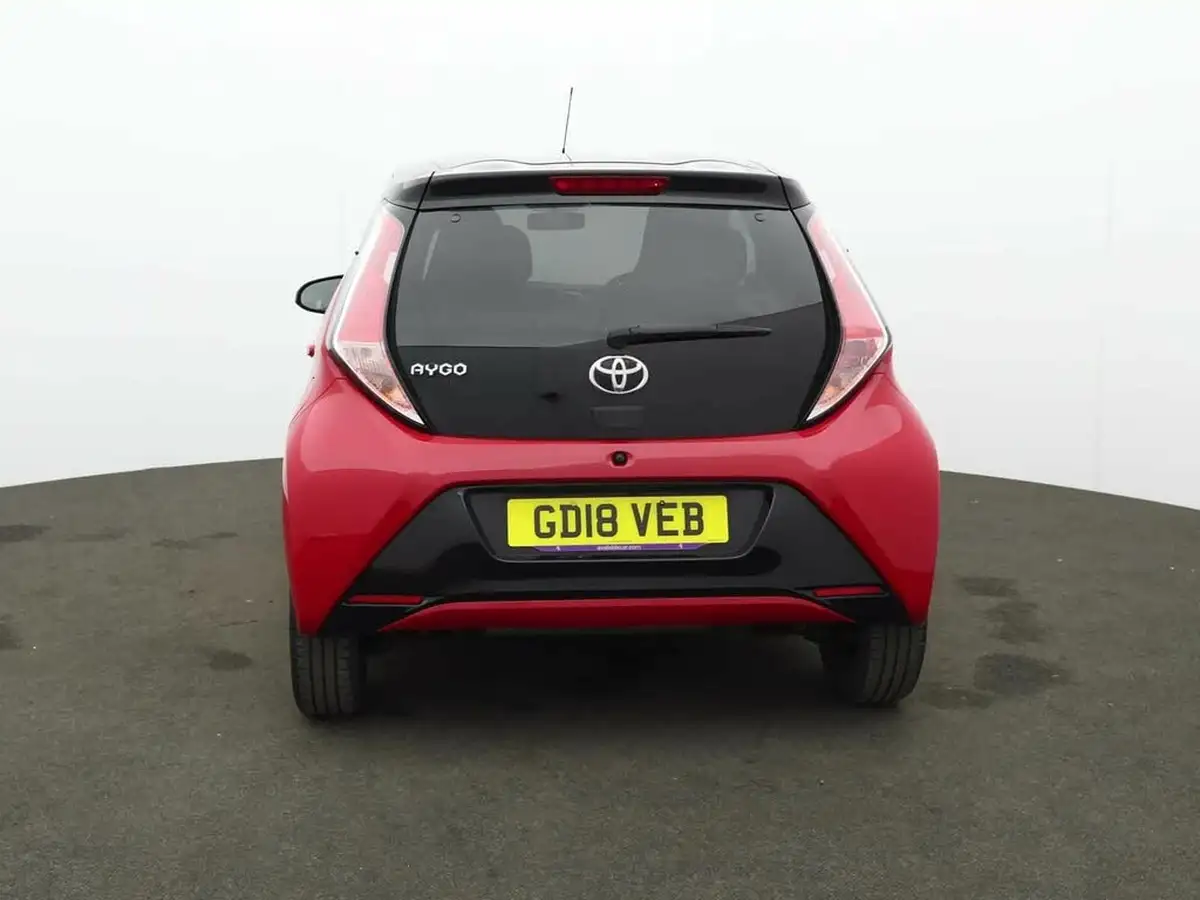 2018-toyota-aygo-10-vvt-i-x-cite-4-bi-tone-red-71bhp-big-2