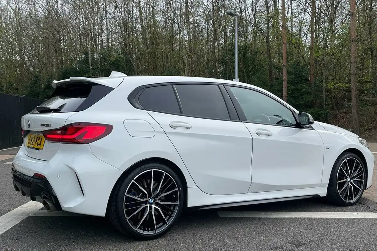 2021-bmw-1-series-20-m135i-xdrive-big-5