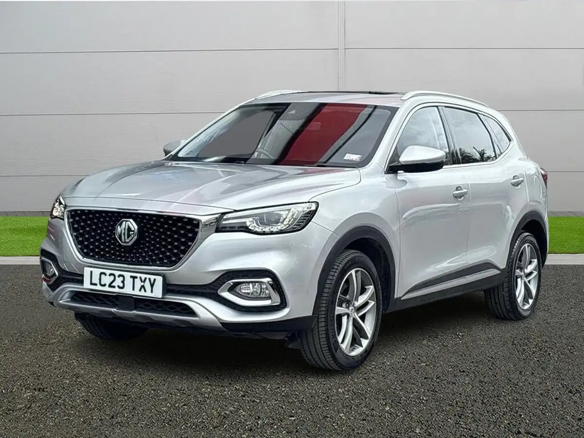 2023-mg-hs-15t-gdi-exclusive-162ps-big-2