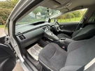 2014-toyota-prius-small-21