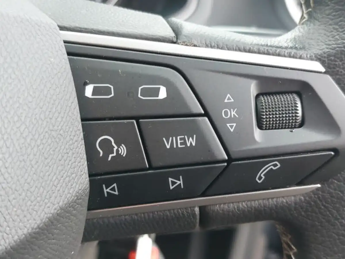 2022-seat-arona-10-tsi-se-technology-big-16