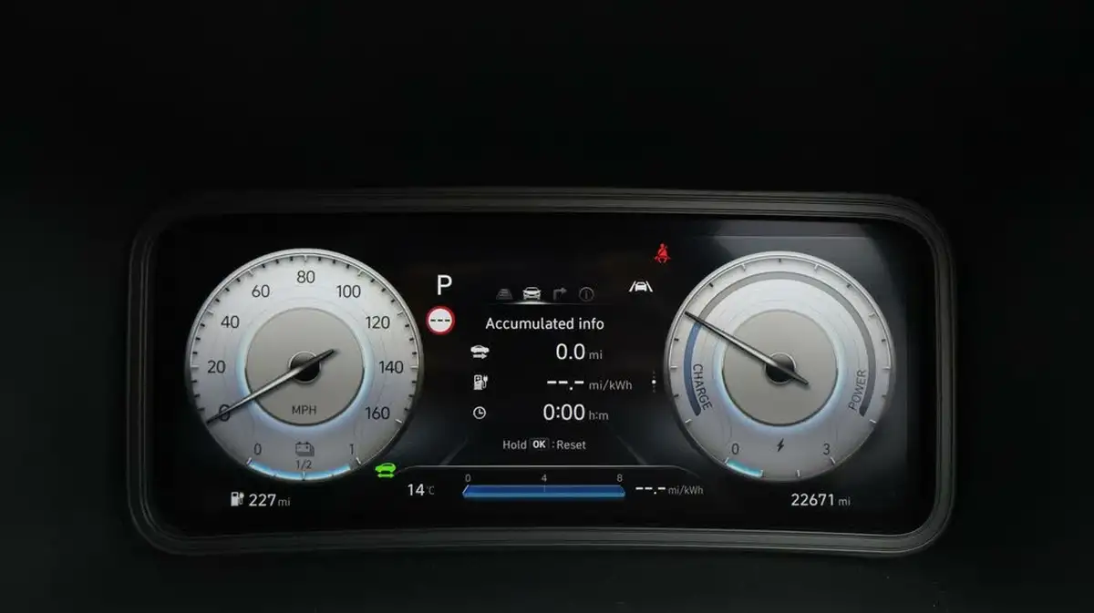 2022-hyundai-kona-e-premium-204ps-64kwh-7kw-obc-big-10