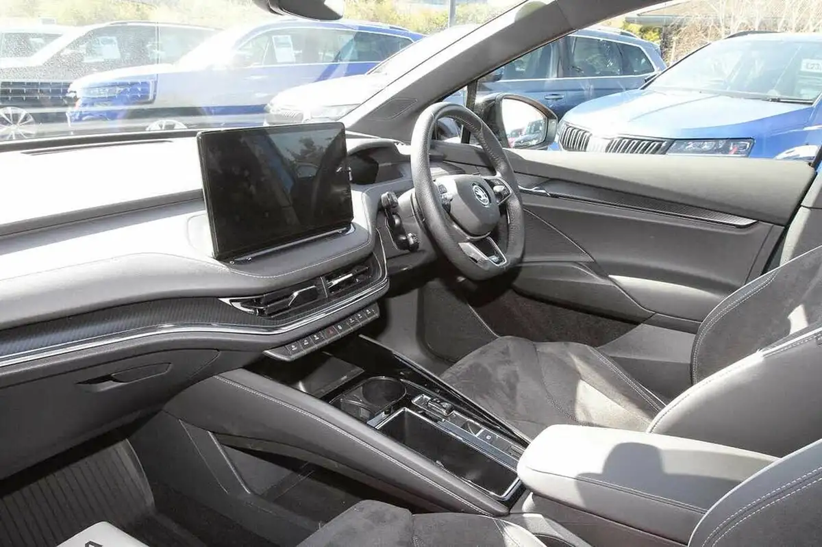 2024-skoda-enyaq-big-1