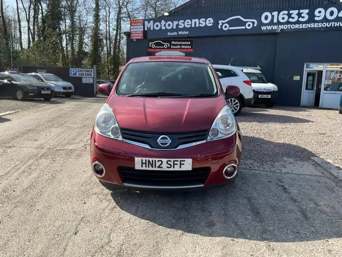 2012-nissan-note-15td-n-tec-big-37