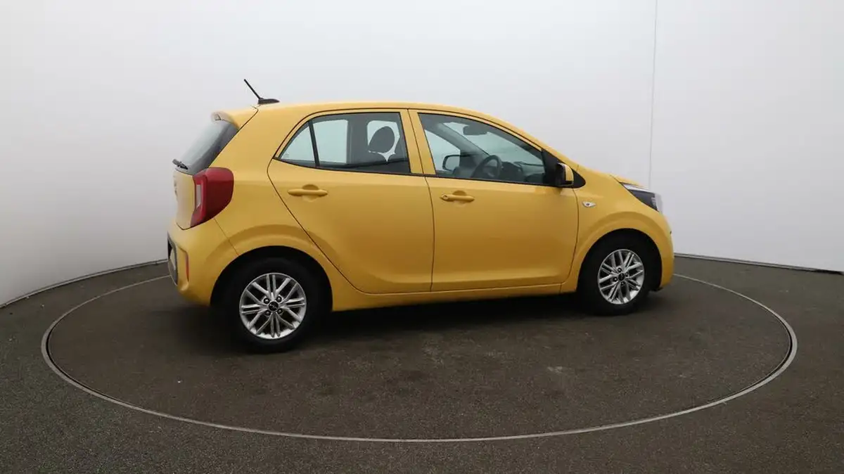 2021-kia-picanto-10-2-big-40