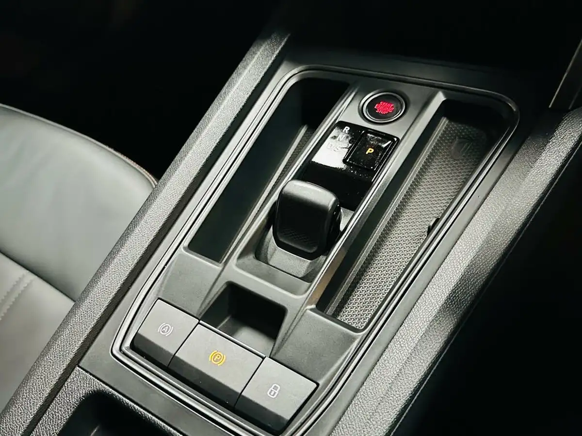 2024-cupra-formentor-14-e-hybrid-v2-big-50