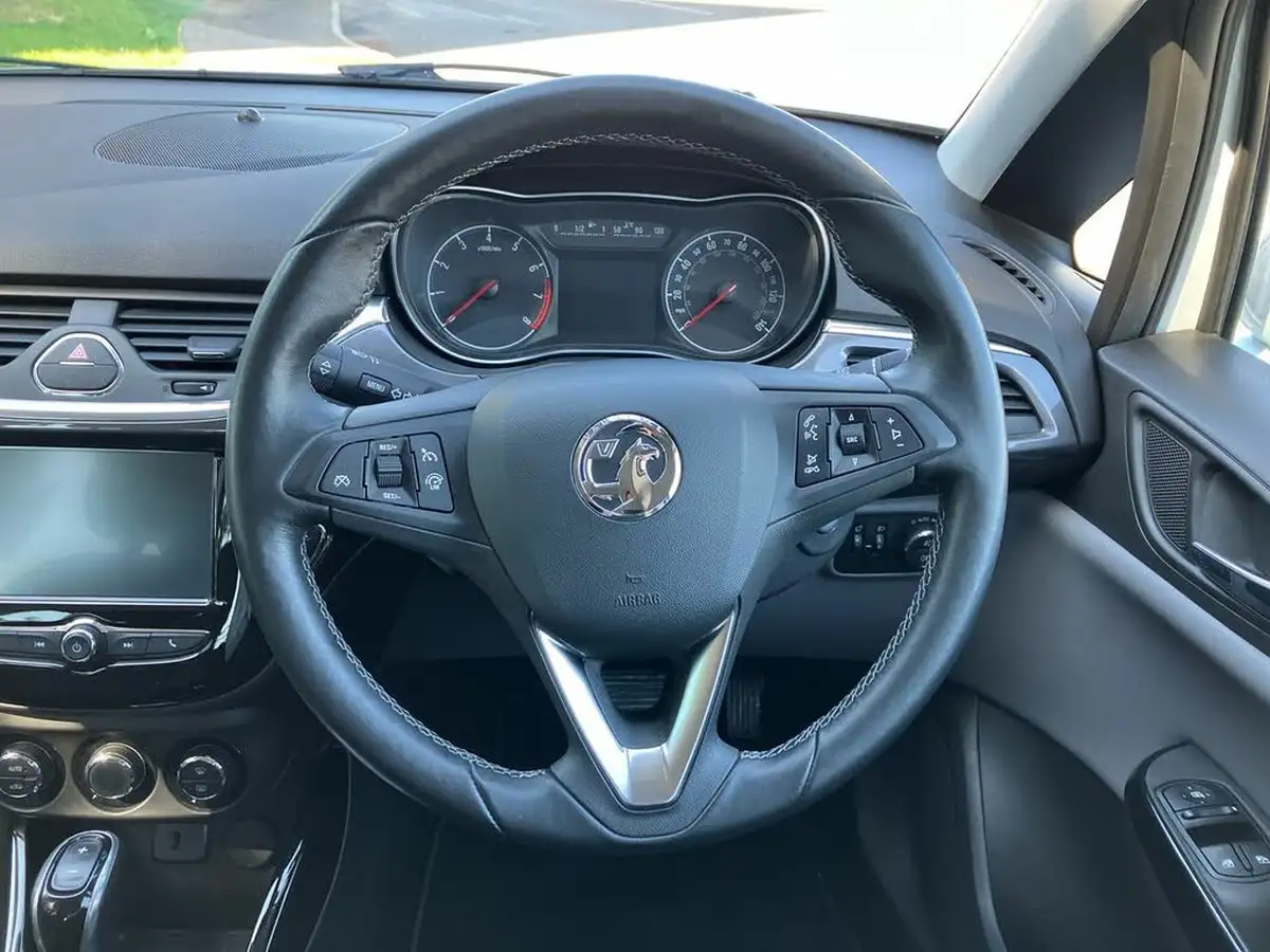 2017-vauxhall-corsa-14i-elite-auto-big-36