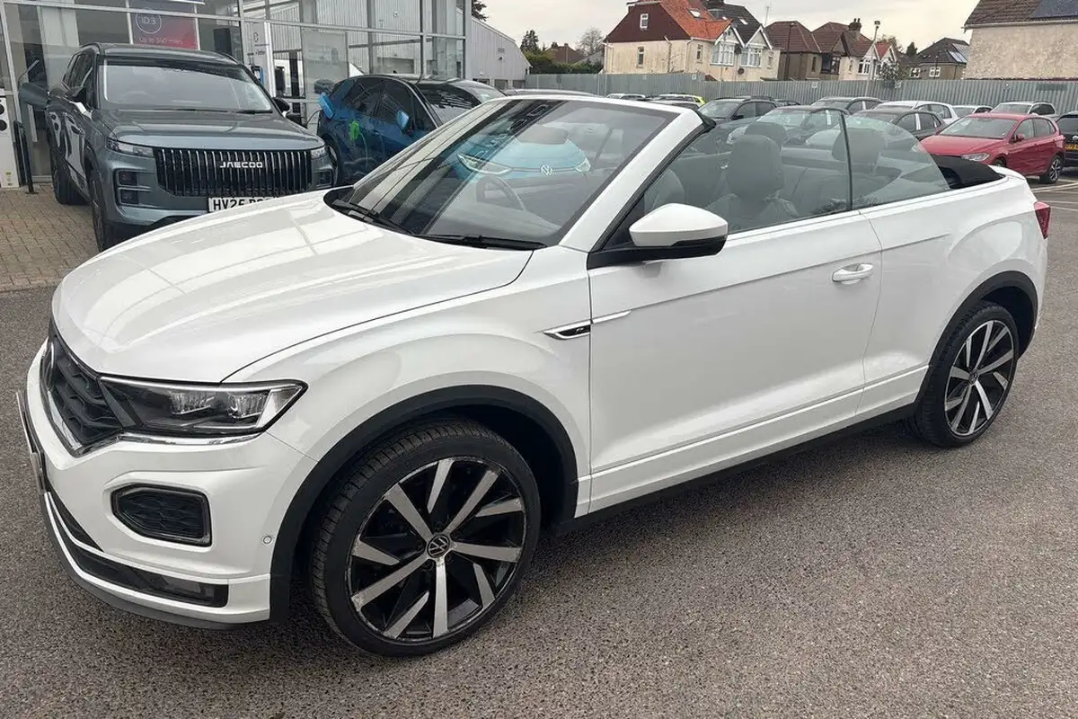 2021-volkswagen-t-roc-15-tsi-r-line-convertible-2d-dsg-big-59