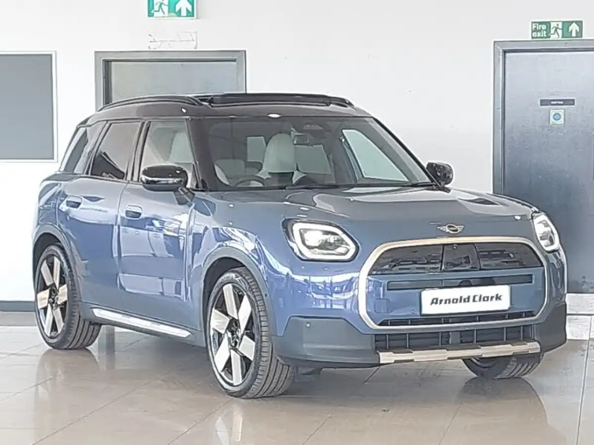 2024-mini-countryman-e-cooper-e-exclusive-big-0