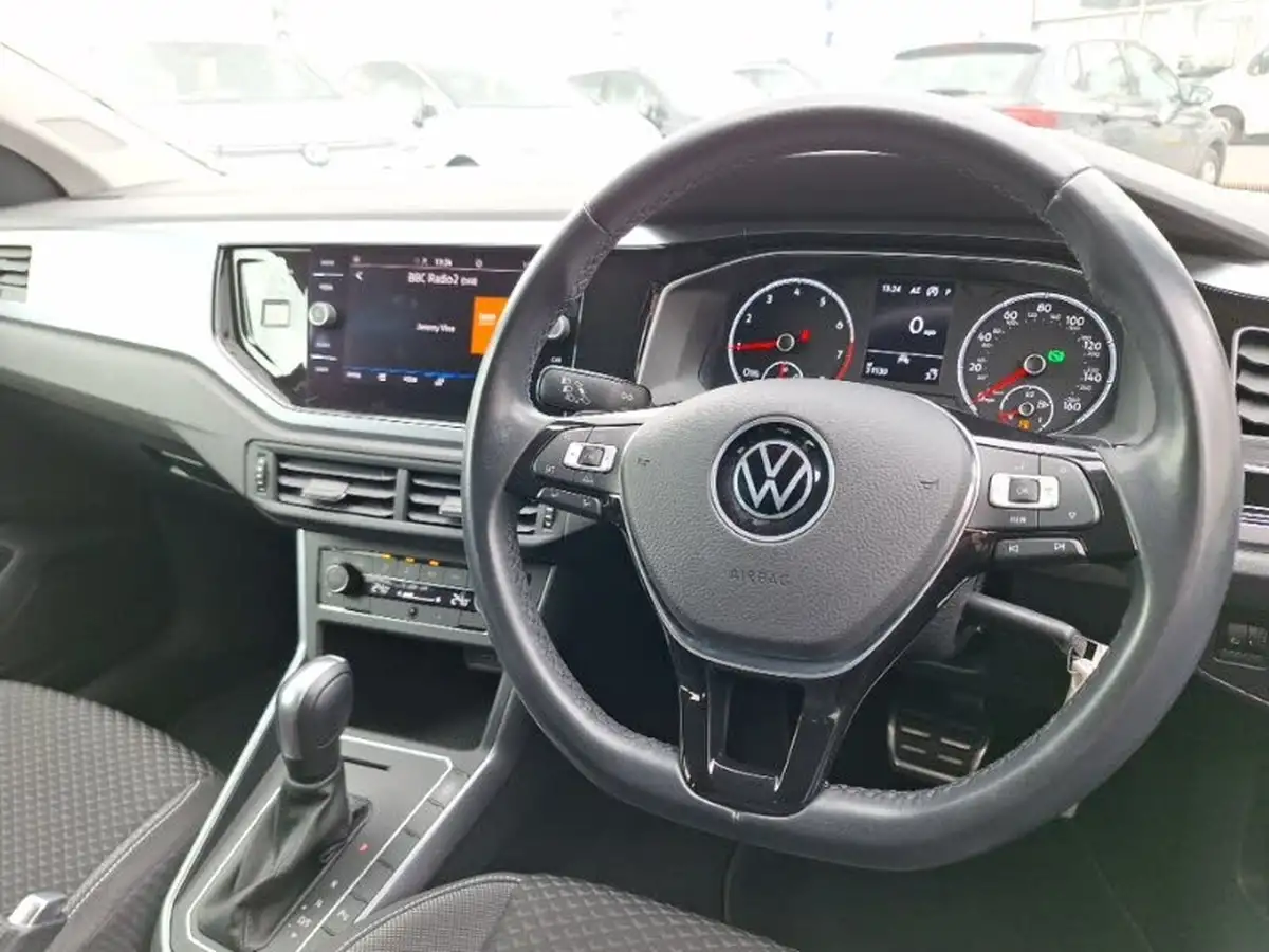 2021-volkswagen-polo-10-tsi-active-dsg-big-12