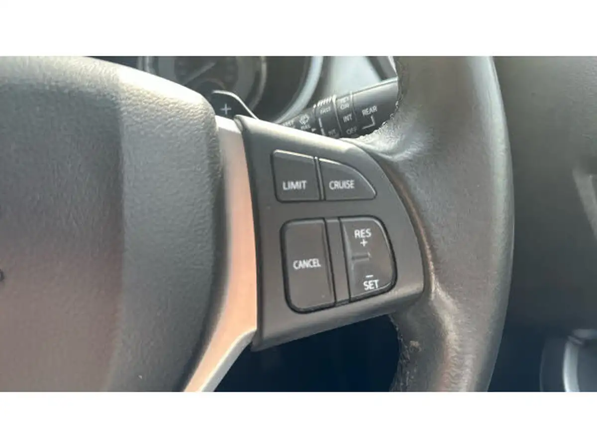 2020-suzuki-vitara-14-boosterjet-sz-t-140ps-auto-big-22