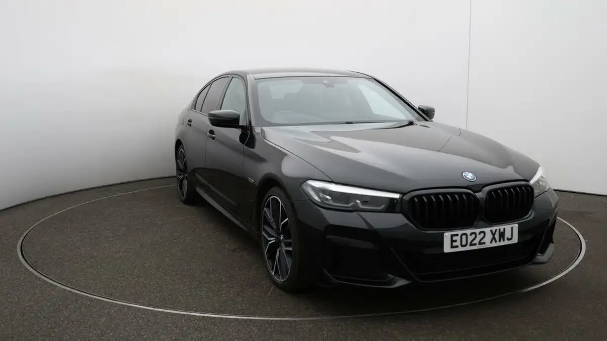2022-bmw-5-series-20-530e-xdrive-m-sport-saloon-4d-big-36