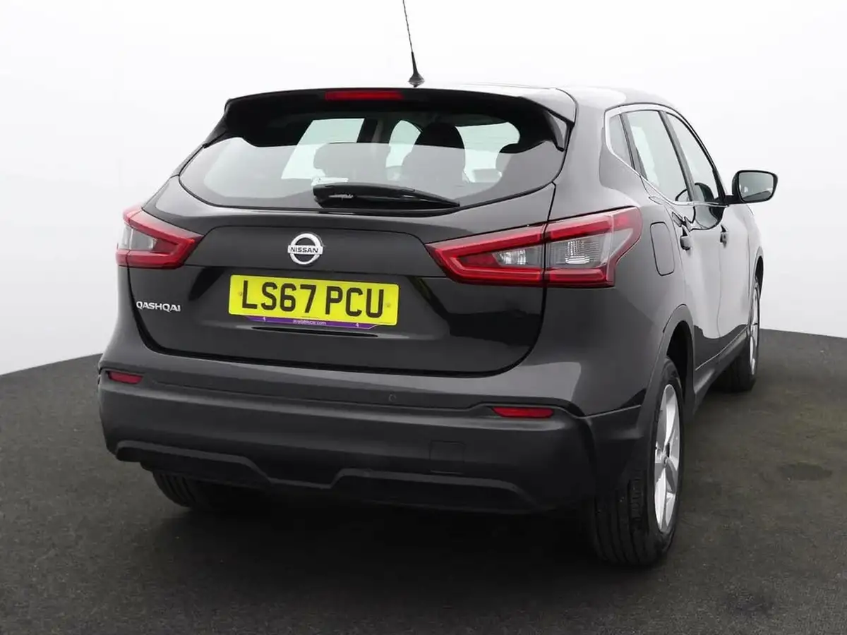 2017-nissan-qashqai-12-dig-t-acenta-big-4