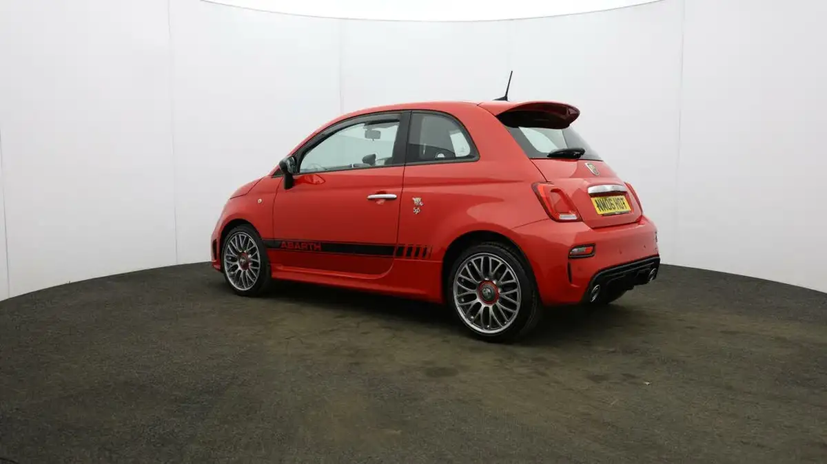 2018-abarth-595-14-tjet-big-56