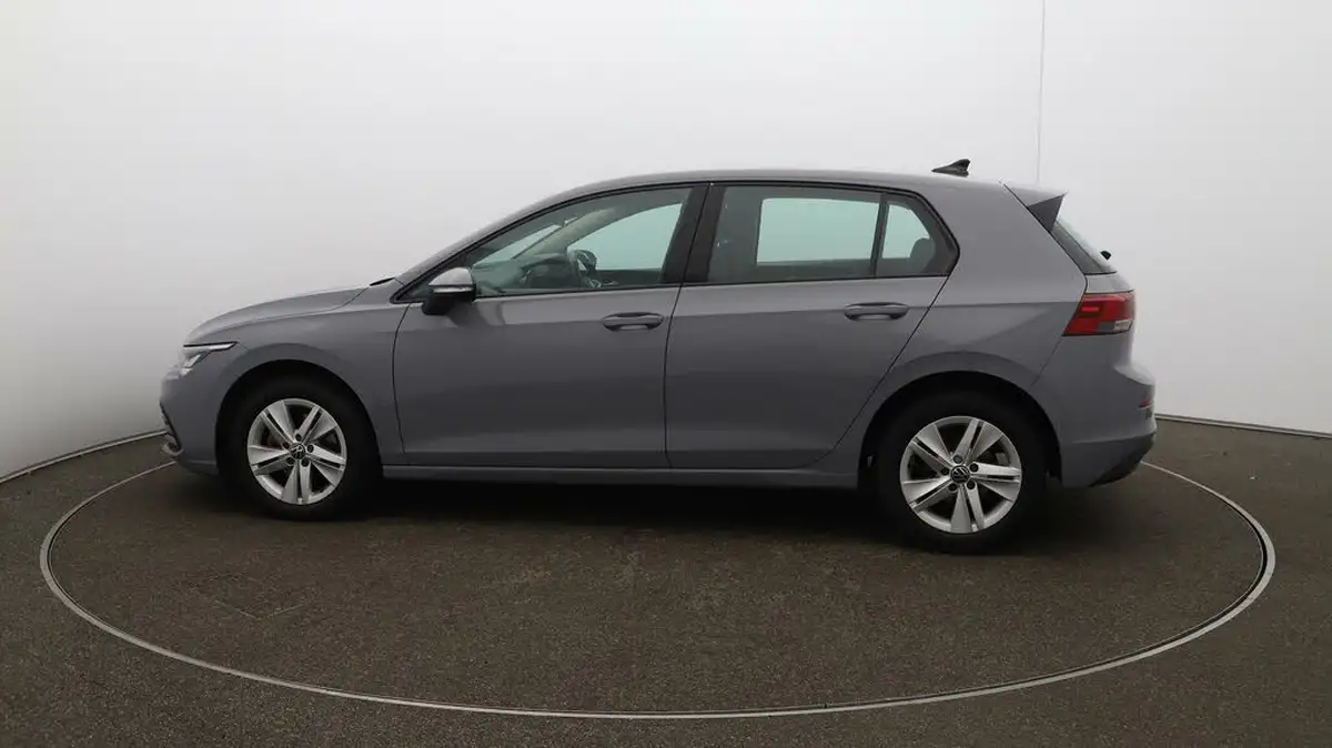 2022-volkswagen-golf-20tdi-life-hatchback-big-49