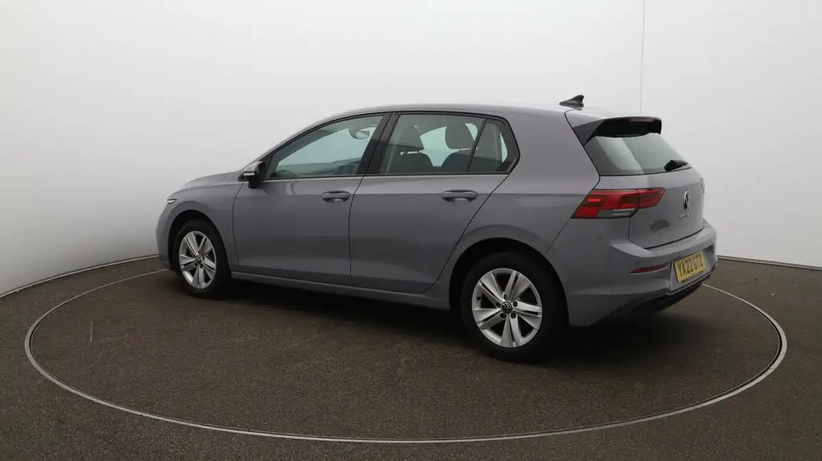 2022-volkswagen-golf-20tdi-life-hatchback-big-26