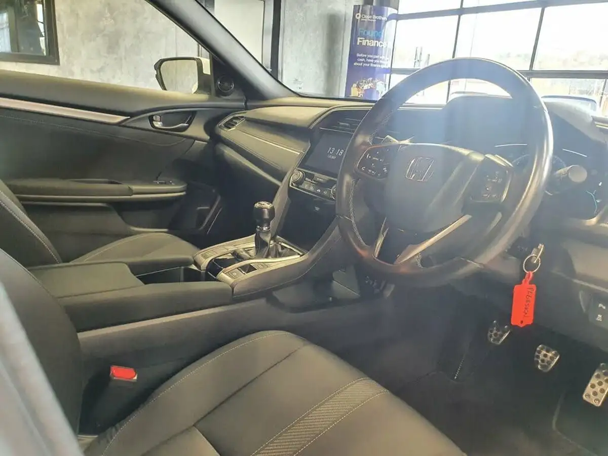 2018-honda-civic-10-vtec-turbo-sr-126ps-hatchback-5d-big-22