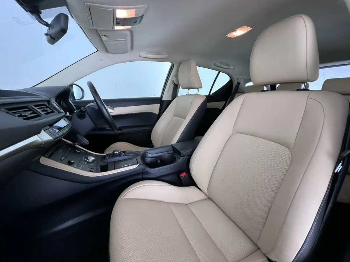 2016-lexus-ct-200h-18-luxury-sun-big-11