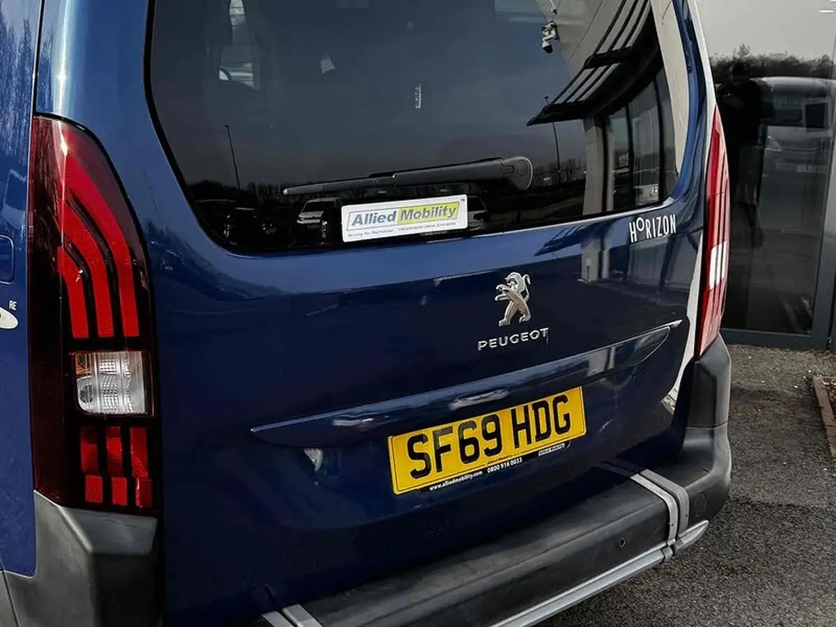 2019-peugeot-rifter-15-bluehdi-allure-100bhp-standard-big-12