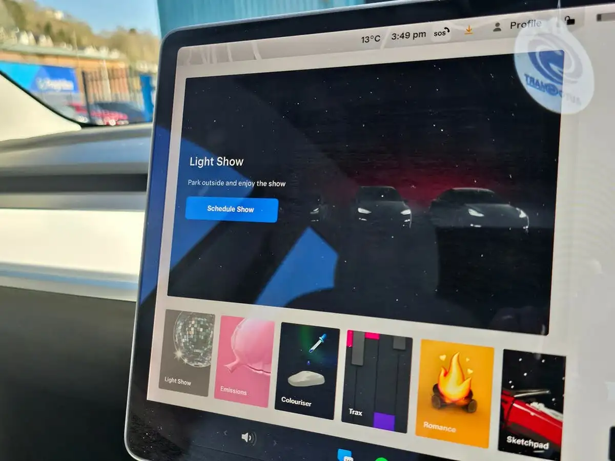 2020-tesla-model-3-e-performance-big-23