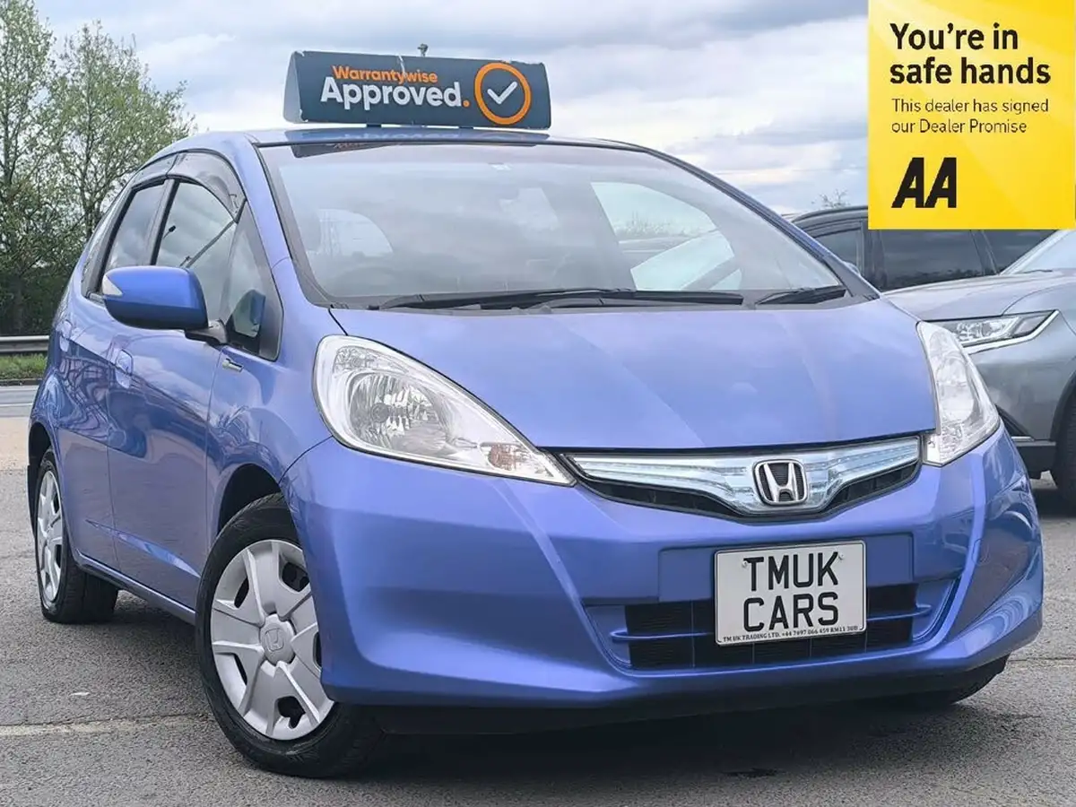 2012-honda-fit-13-hybrid-jazz-big-0