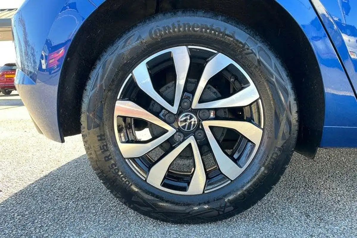 2021-volkswagen-polo-10-active-big-7